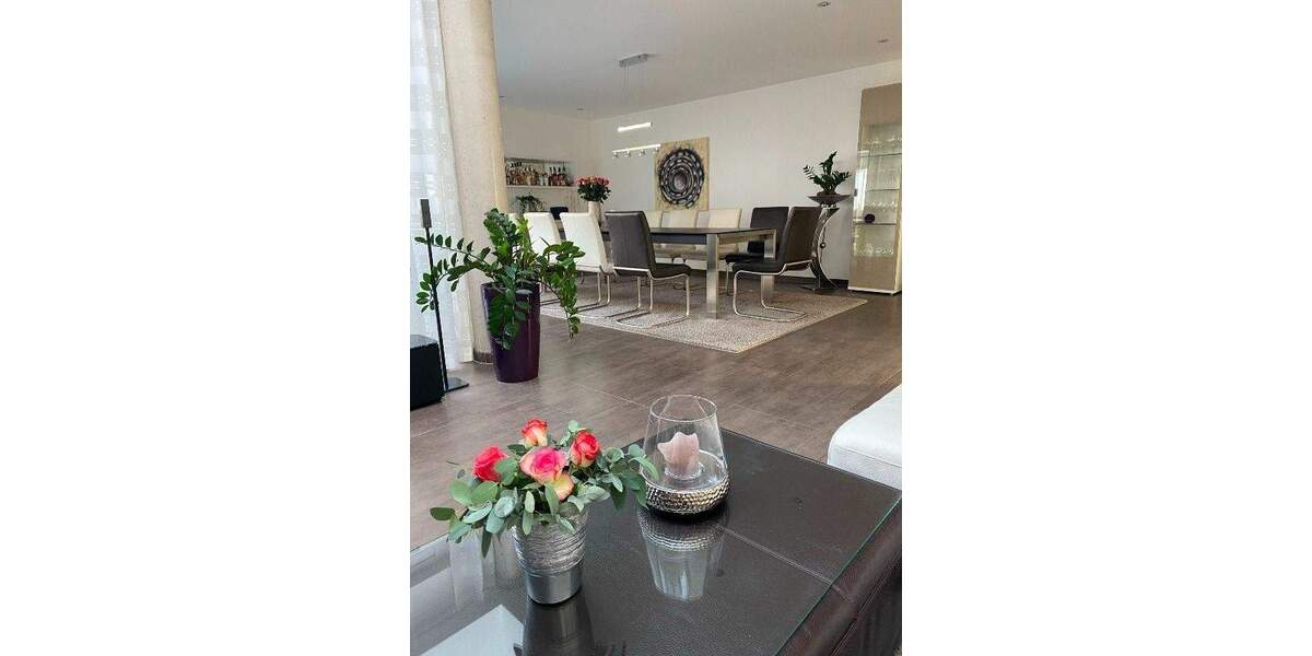 Einfamilienhaus Düren Berzbuir - 9 Zimmer, 450 m&sup2;, 1.390.000&euro; | Angebot:25802723