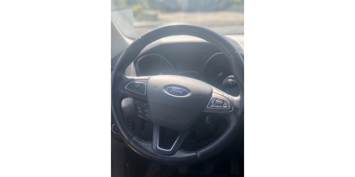 Ford Focus 103.000 km 6.900 &euro; Kreuzau 52372