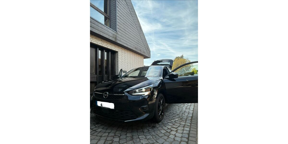 Opel Corsa 38.000 km 16.299 &euro; Köln 51147
