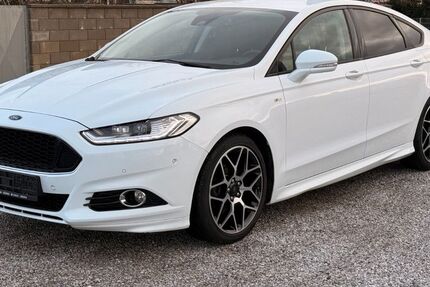Ford Mondeo 122.000 km 12.990 &euro; Düren 52351
