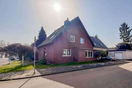 Haus Frechen - 9 Zimmer, 240 m&sup2;, 699.000&euro; | Angebot:26828455