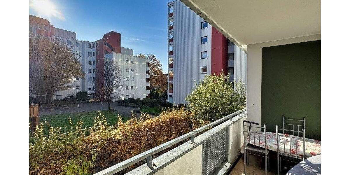 Etagenwohnung Köln Weiden - 2 Zimmer, 62 m&sup2;, 200.000&euro; | Angebot:25685852