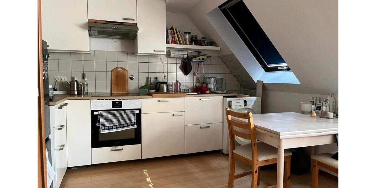 Dachgeschoßwohnung Köln Nippes - 2 Zimmer, 49 m&sup2;, 210.000&euro; | Angebot:25844555