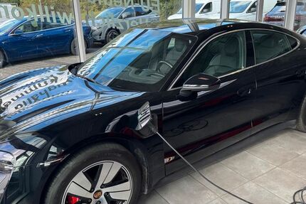 Porsche Taycan 48.000 km 59.890 &euro; Bedburg 50181