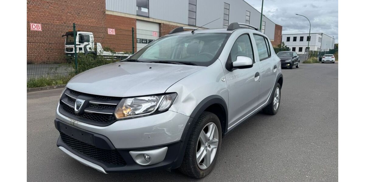 Dacia Sandero 230.000 km 3.999 &euro; Euskirchen 53879