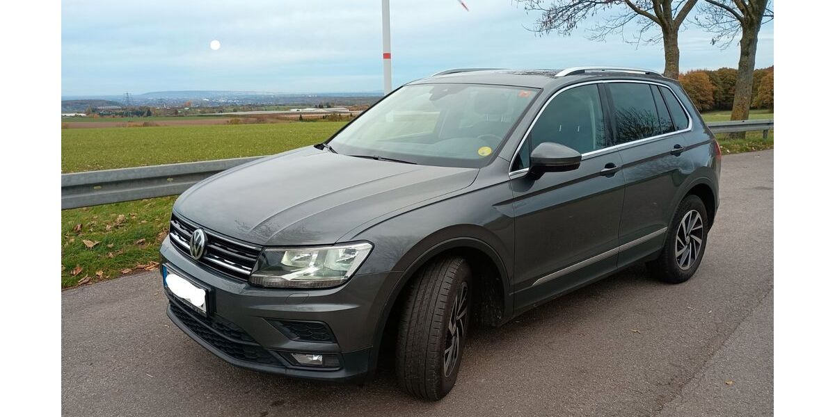 VW Tiguan 151.000 km 18.400 &euro; Nideggen 52385