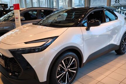 Toyota C-HR 5.700 km 41.000 &euro; Köln 50937