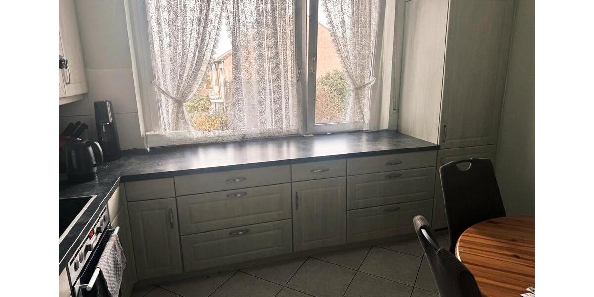 Etagenwohnung Bergheim - 4 Zimmer, 108 m&sup2;, 1.690&euro; | Angebot:25853068