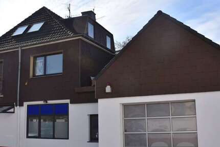Haus Köln Porz - 7 Zimmer, 256 m&sup2;, 595.000&euro; | Angebot:23081811