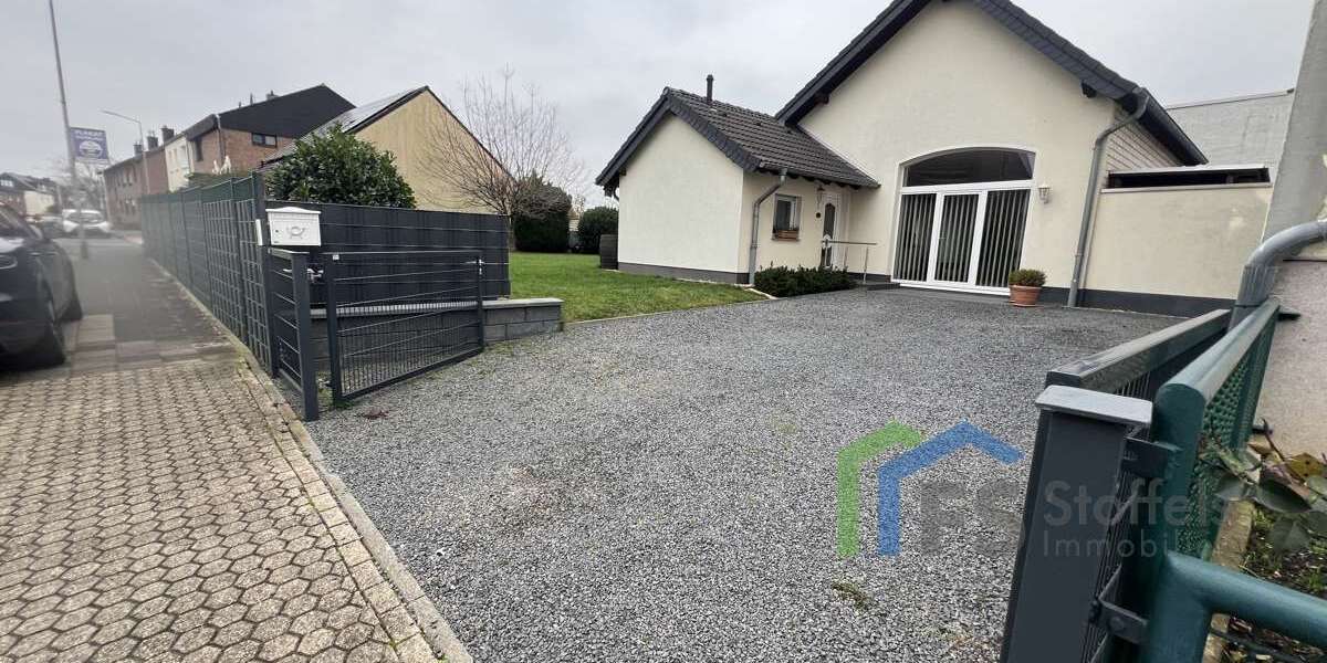 Einfamilienhaus Düren Mariaweiler-Hoven - 2 Zimmer, 99 m&sup2;, 325.000&euro; | Angebot:24709007