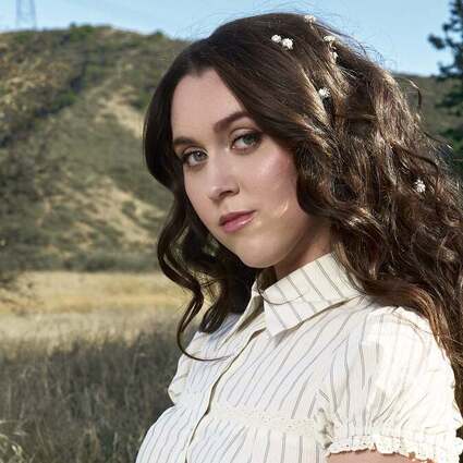 Em Beihold - Tales of a Failed Shapeshifter Tour | VIP Package 20.05.2026 Luxor