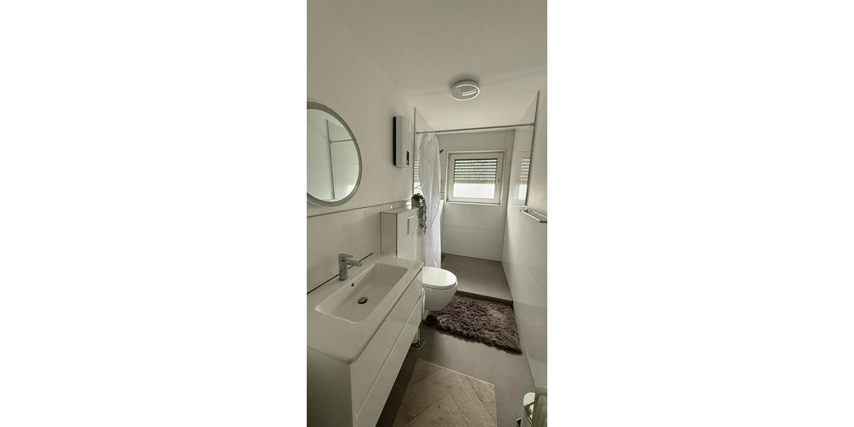 Dachgeschoßwohnung Grevenbroich - 2 Zimmer, 60 m&sup2;, 800&euro; | Angebot:25333161