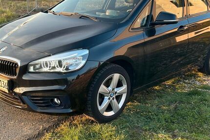 BMW 220 Active Tourer 114.250 km 14.490 &euro; Leverkusen 51375