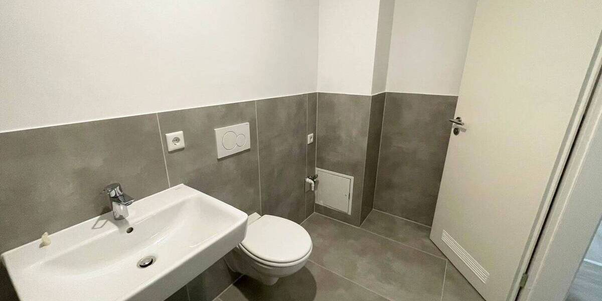 Etagenwohnung Köln Urbach - 4 Zimmer, 100 m&sup2;, 1.350&euro; | Angebot:26874987