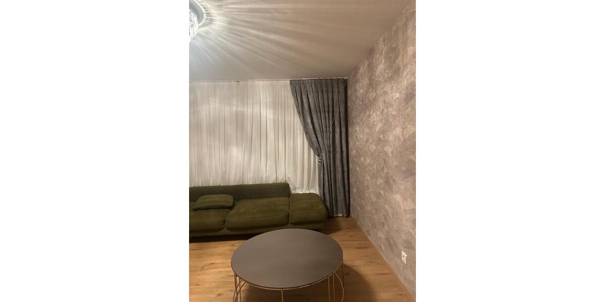 Dachgeschoßwohnung Bergheim - 5 Zimmer, 150 m&sup2;, 2.950&euro; | Angebot:25920058