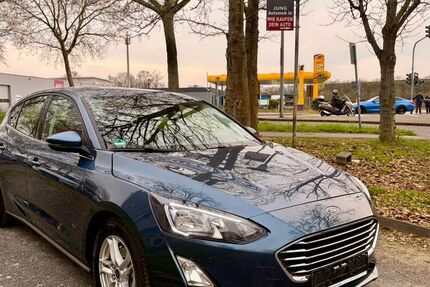 Ford Focus 39.800 km 12.999 &euro; Köln 51107