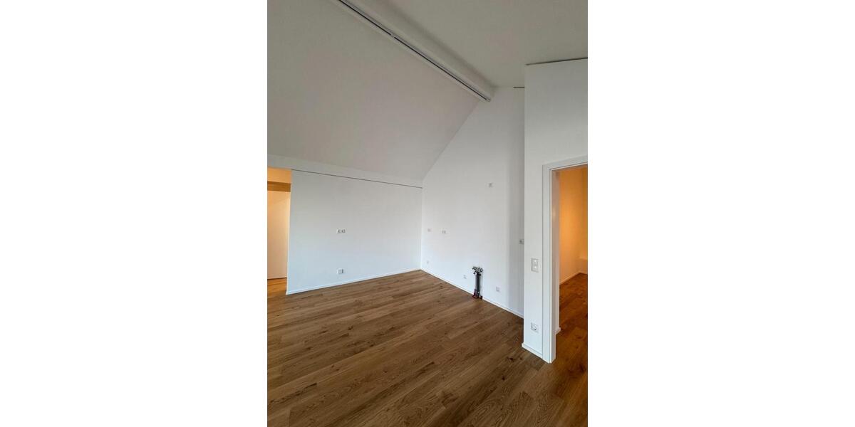 Etagenwohnung Zülpich - 3 Zimmer, 87 m&sup2;, 1.100&euro; | Angebot:26145707