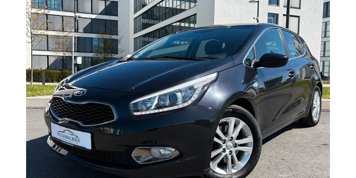 Kia ceed / Ceed 140.000 km 7.999 &euro; Köln (Ostheim) 51107