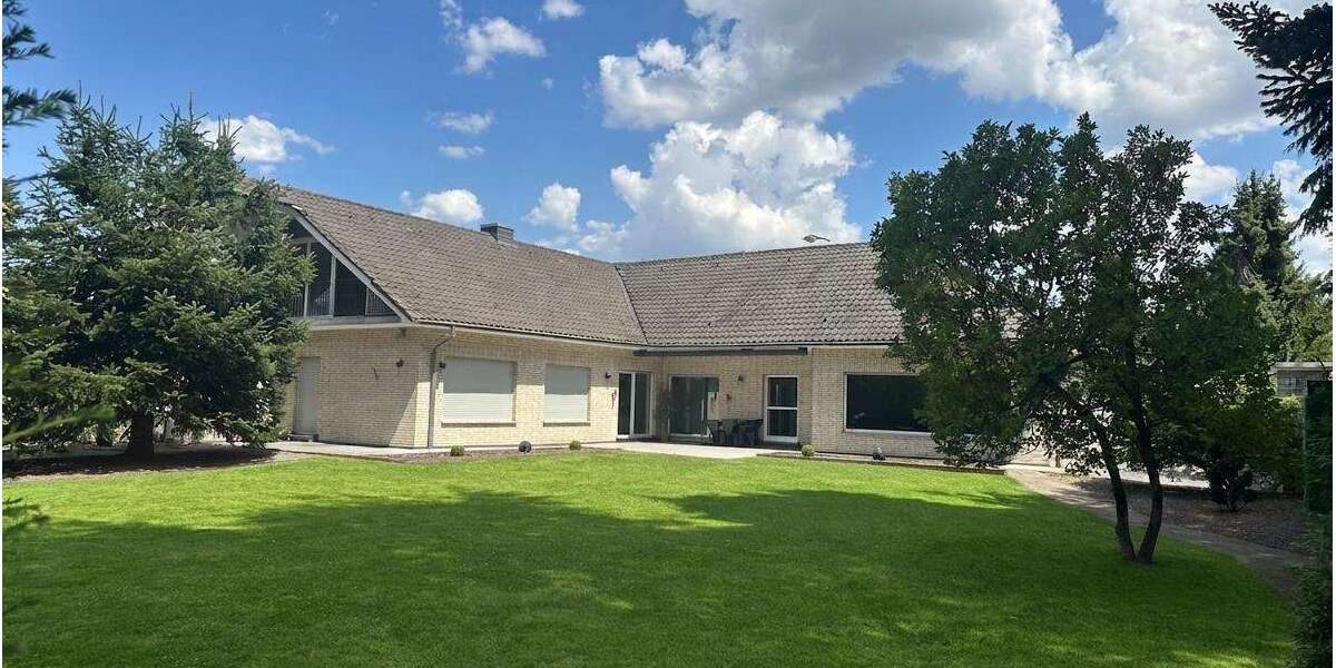 Einfamilienhaus Dormagen Hackenbroich - 6 Zimmer, 243 m&sup2;, 1.449.000&euro; | Angebot:27294782