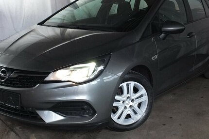 Opel Astra SPORTS TOURER NAVI KLIMA BLUETOOTH ALLWETTER 128.955 km 9.998 &euro; Köln 50858