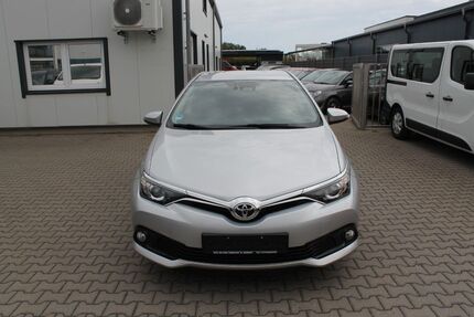 Toyota Auris 35.449 km 10.950 &euro; Euskirchen 53879
