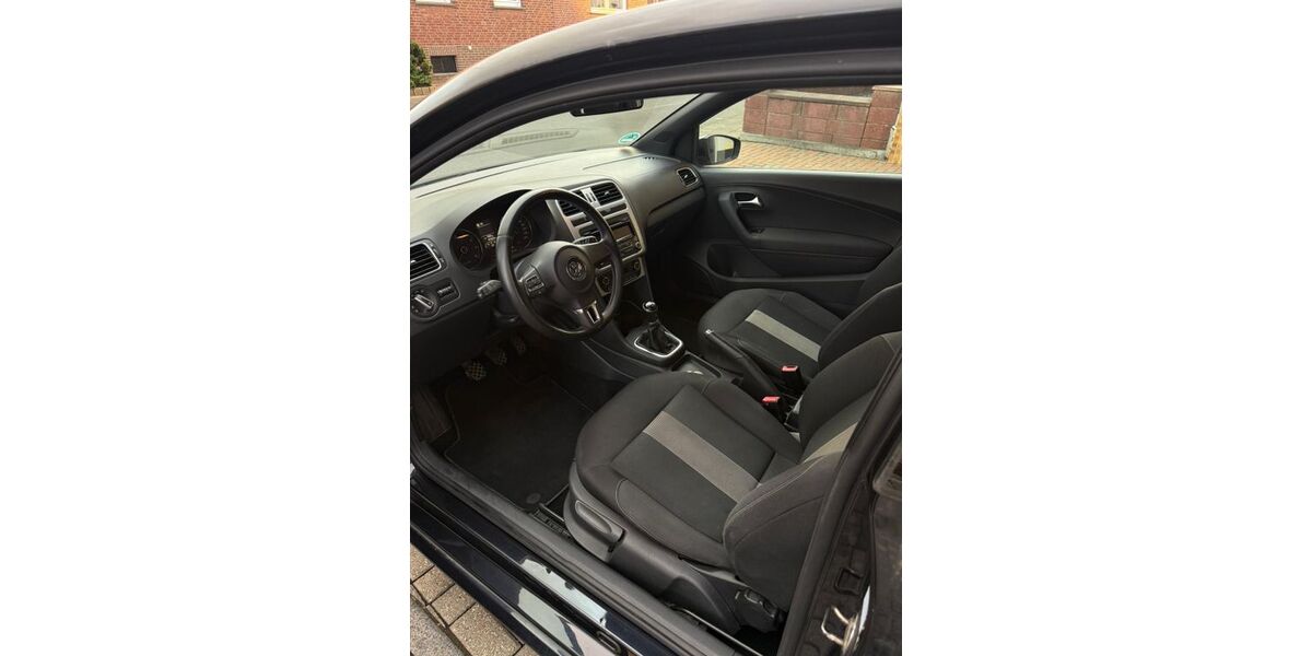 VW Polo 195.000 km 4.199 &euro; Niederzier 52382