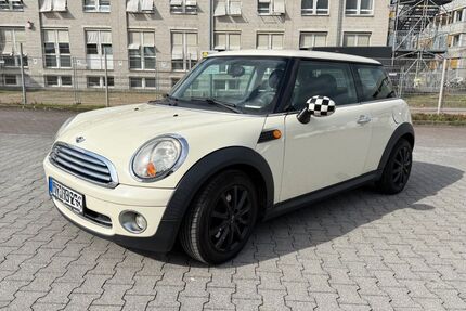 Mini ONE 151.000 km 2.150 &euro; Köln 50996