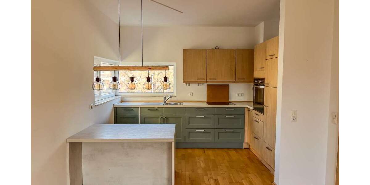 Etagenwohnung Euskirchen-Innenstadt Innenstadt - 2 Zimmer, 65 m&sup2;, 224.000&euro; | Angebot:26025300