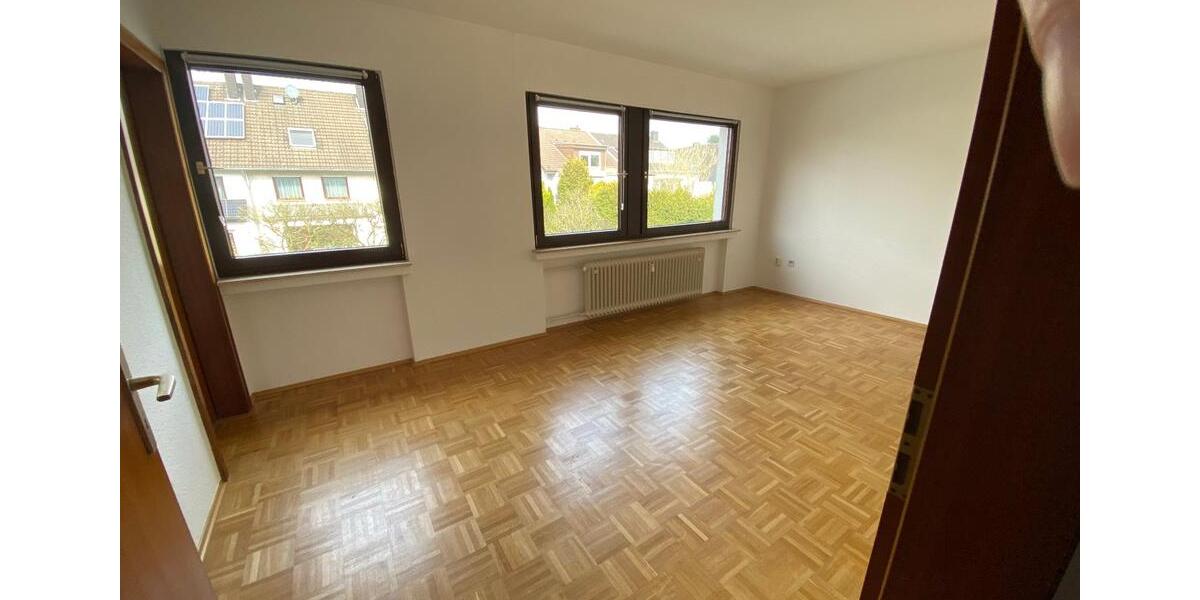 Etagenwohnung Niederkassel - 1 Zimmer, 33 m&sup2;, 430&euro; | Angebot:25933245