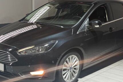 Ford Focus 71.663 km 9.470 &euro; Köln 50739