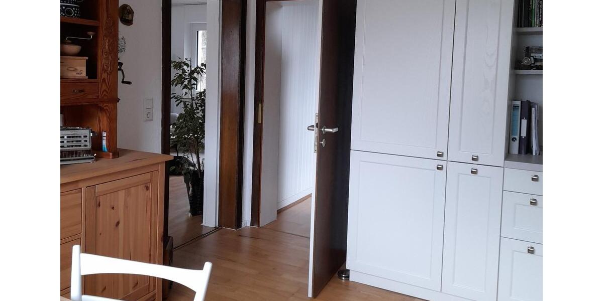 Etagenwohnung Brühl - 3 Zimmer, 70 m&sup2;, 767&euro; | Angebot:26122142