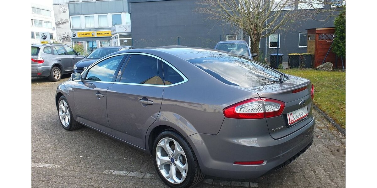 Ford Mondeo 2.0TDCi WM26: NAVI XENON PDC AHK BLUETOOTH 143.215 km 8.908 &euro; Köln 50858