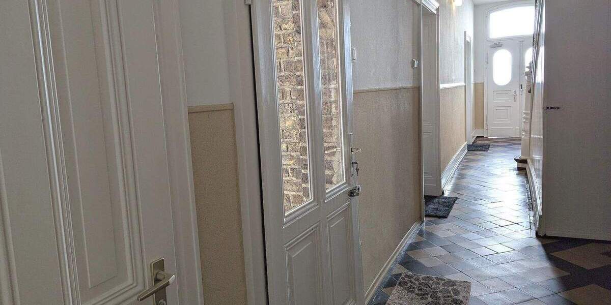 Mehrfamilienhaus, Wohnhaus Köln Lindenthal - 8 Zimmer, 211 m&sup2;, 1.350.000&euro; | Angebot:25779520