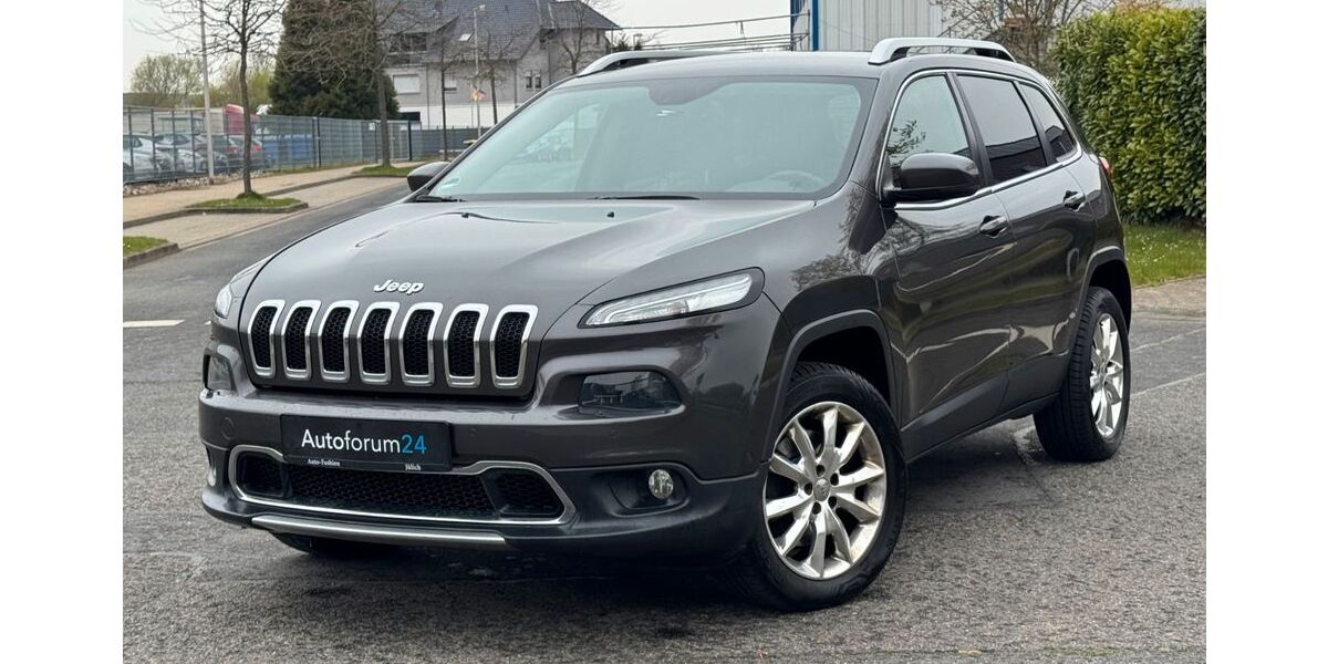Jeep Cherokee 200.000 km 8.999 &euro; Jülich 52428
