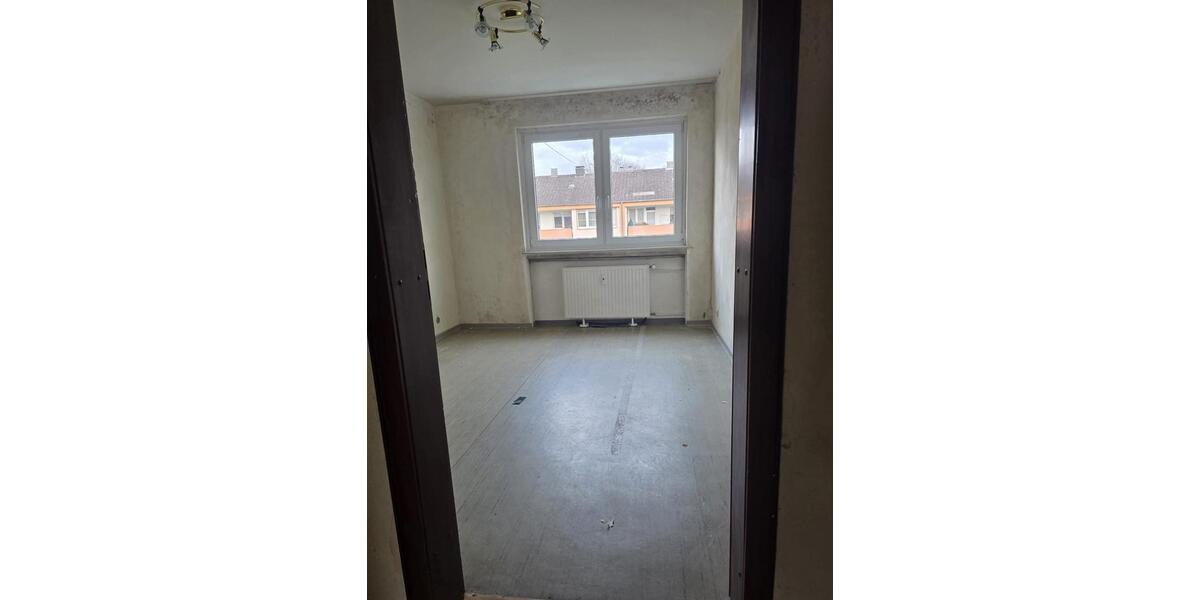 Etagenwohnung Euskirchen - 4 Zimmer, 80 m&sup2;, 1.550&euro; | Angebot:24981051