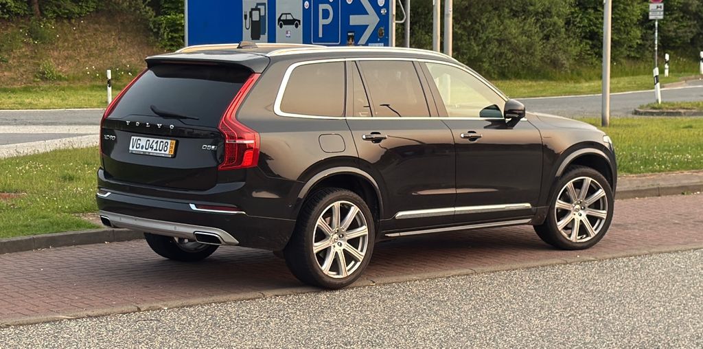 Volvo XC90 334.000 km 18.500 &euro; Dormagen 41539