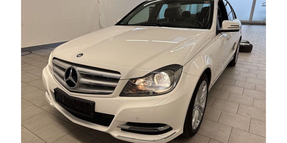 Mercedes-Benz C 180 92.890 km 13.990 &euro; Aldenhoven 52457