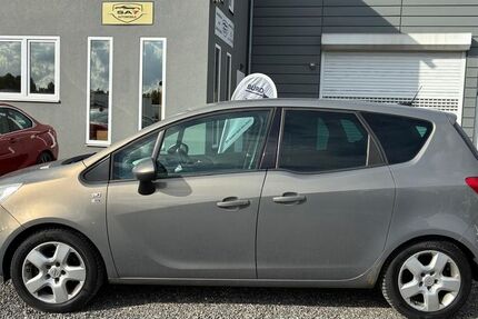 Opel Meriva 175.000 km 3.990 &euro; Euskirchen 53881