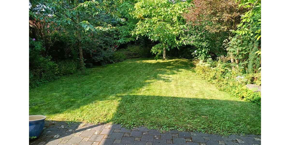 Doppelhaushälfte Bornheim - 6 Zimmer, 163 m&sup2;, 2.400&euro; | Angebot:25803614