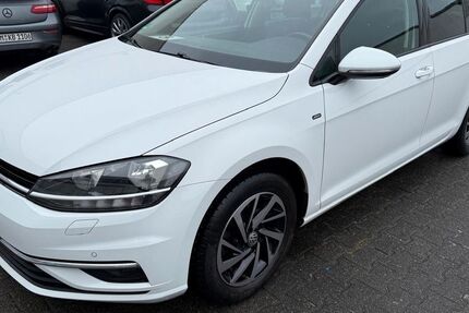 VW Golf 144.000 km 10.450 &euro; Brühl 50321