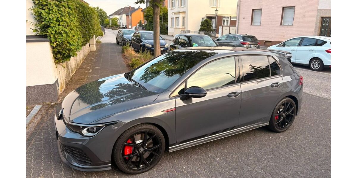 VW Golf 19.000 km 29.900 &euro; Bornheim 53332