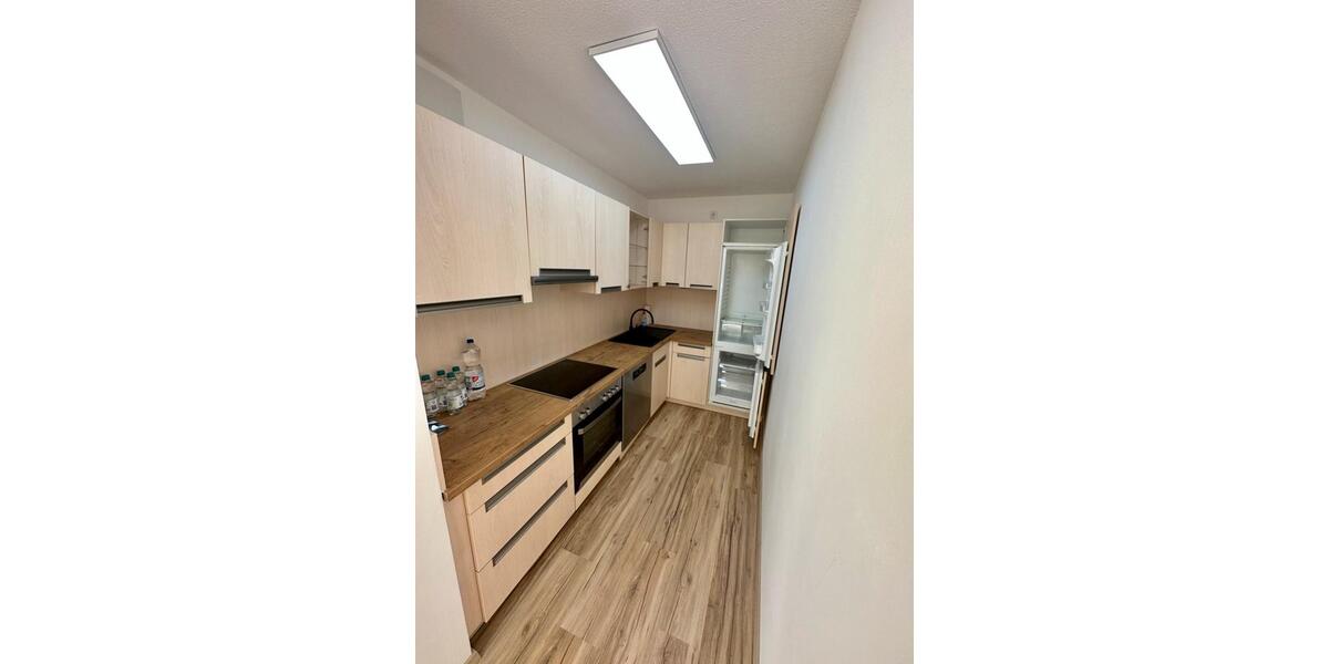 Etagenwohnung Leverkusen - 2 Zimmer, 58 m&sup2;, 1.390&euro; | Angebot:25918386