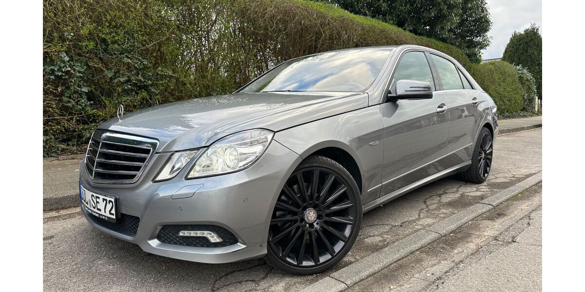 Mercedes-Benz E 350 245.000 km 11.300 &euro; Aldenhoven 52457