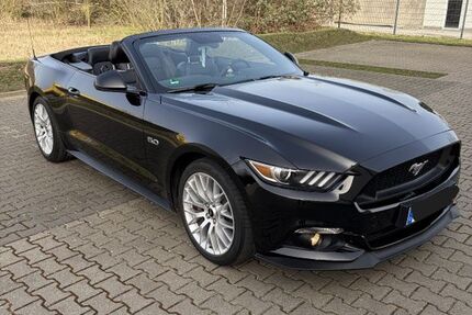 Ford Mustang 81.000 km 32.500 &euro; Köln 50968