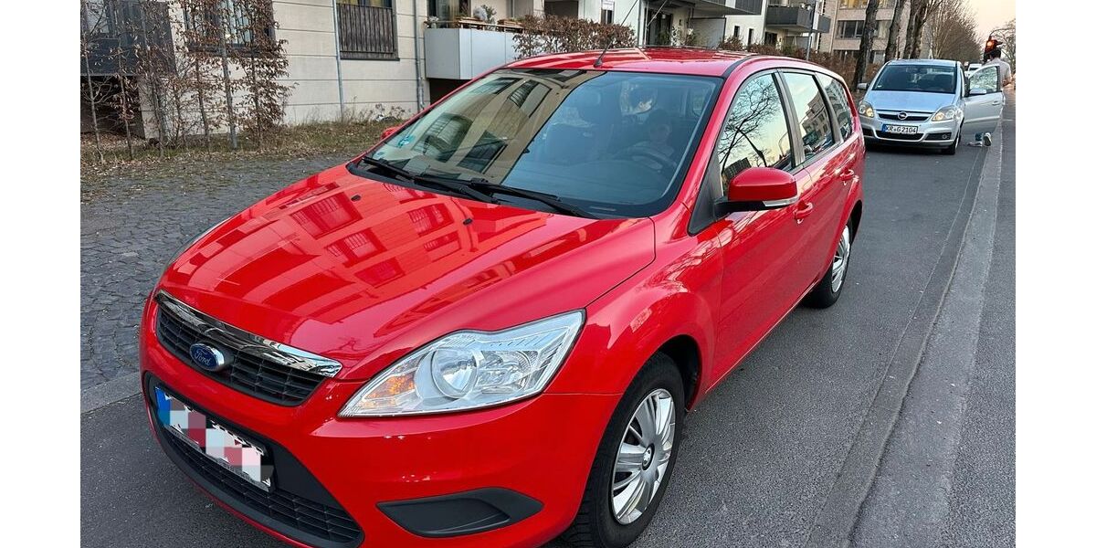 Ford Focus 92.650 km 4.500 &euro; köln 50739