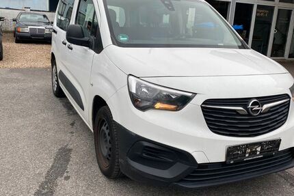 Opel Combo 277.000 km 5.900 &euro; Monheim 40789
