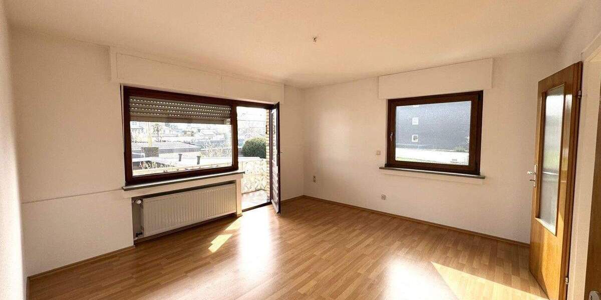 Mehrfamilienhaus, Wohnhaus Aldenhoven - 8 Zimmer, 182 m&sup2;, 419.000&euro; | Angebot:25728321