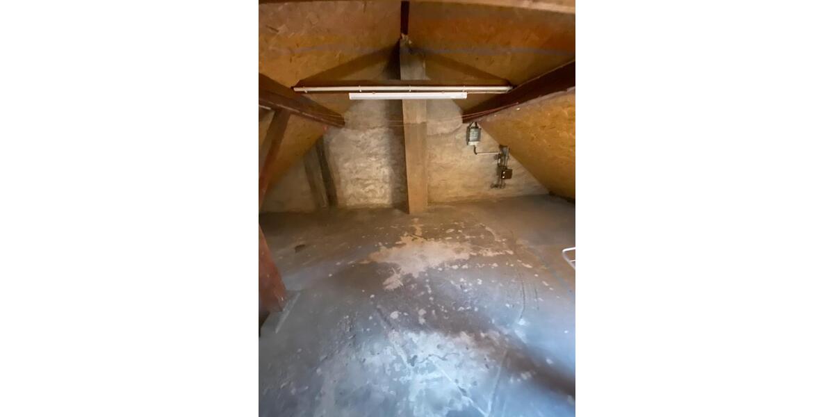 Dachgeschoßwohnung Wesseling - 2 Zimmer, 50 m&sup2;, 40.000&euro; | Angebot:26779098