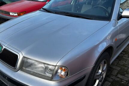 Skoda Octavia 262.900 km 999 &euro; Köln 51145