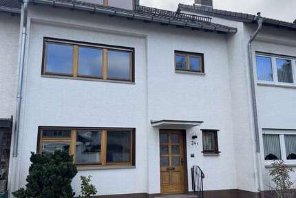 Haus Niederkassel - 6 Zimmer, 141 m&sup2;, 419.000&euro; | Angebot:25329470